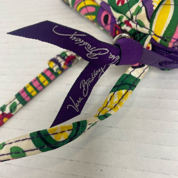 VERA BRADLEY‎ WRISTLET WALLET - Picture 3 of 6